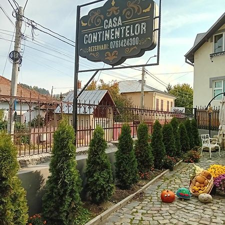 فندق Casa Continentelor كيمبولونغ المظهر الخارجي الصورة