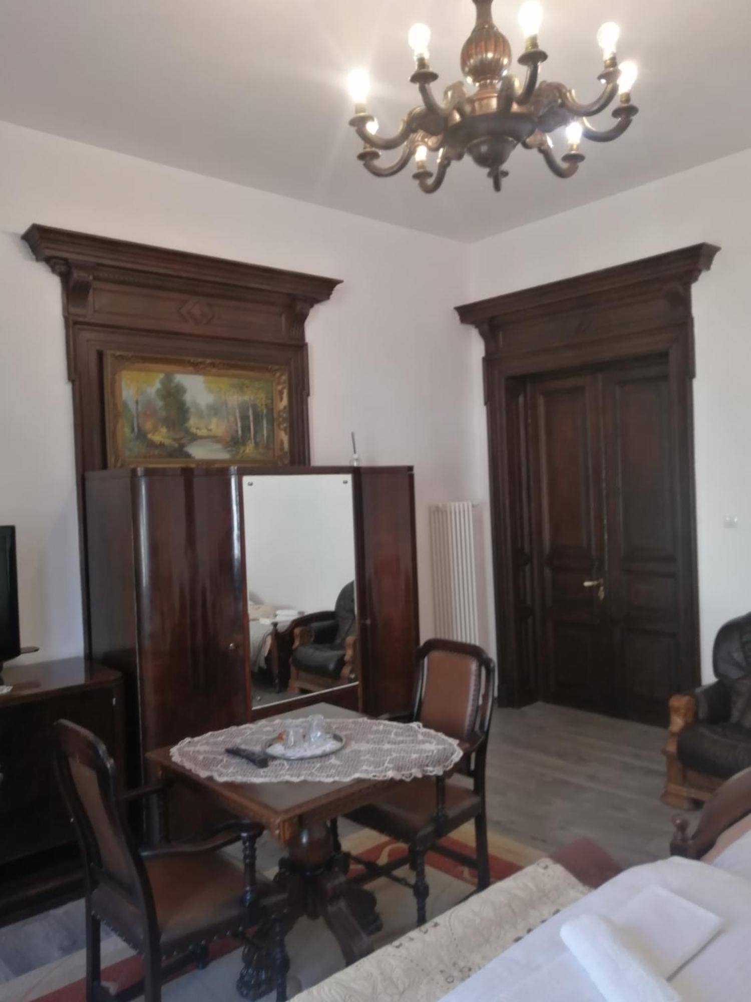 فندق Casa Continentelor كيمبولونغ المظهر الخارجي الصورة